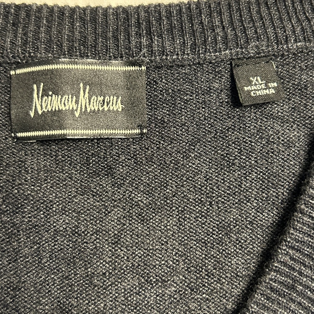 Neiman Marcus Sweater Men’s XL Gray Maroon Houndstooth Merino Wool Blend Grandpa - Picture 4 of 8